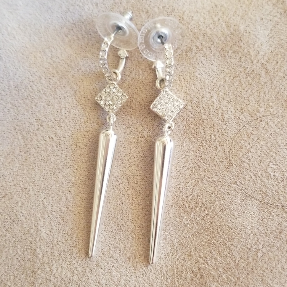Stella and Dot Bianca earrings